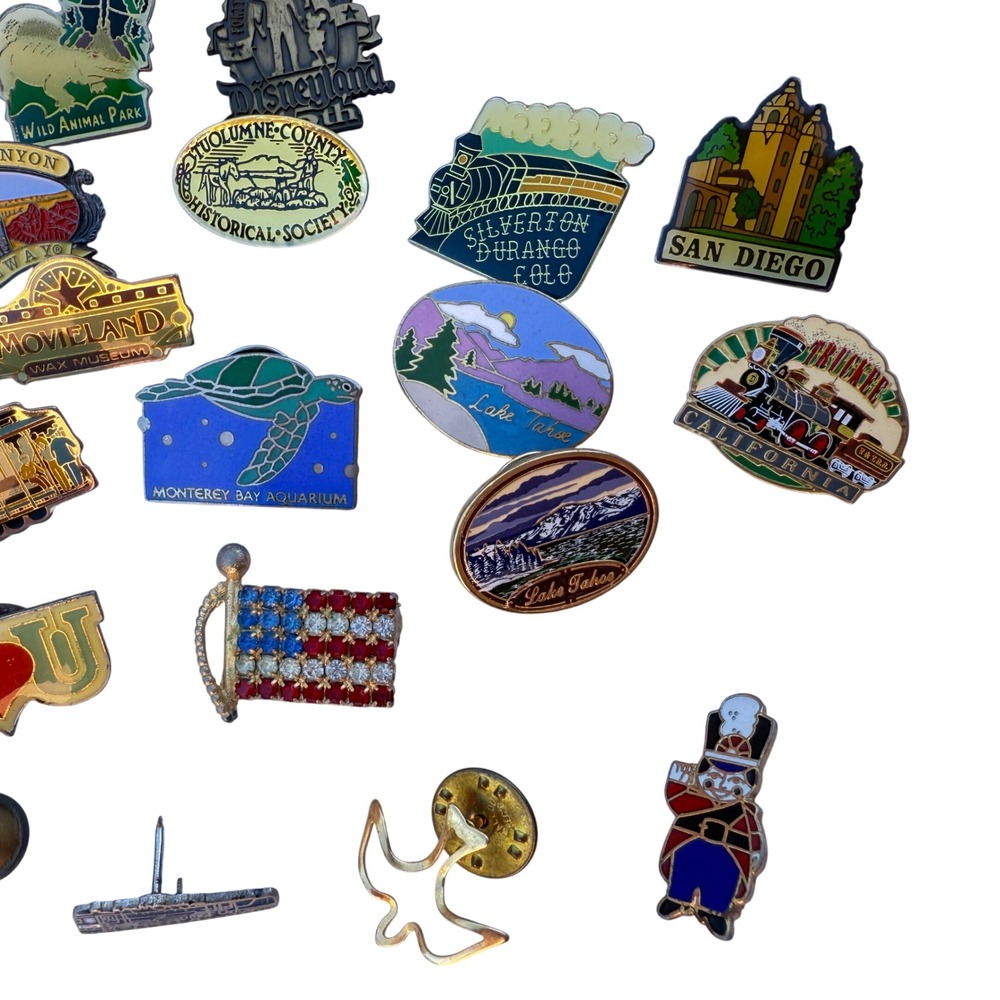 Vintage Travel Souvenir Pin Lot w/ Disneyland 45th Anniversary Trains Animals‎ - Picture 11 of 13